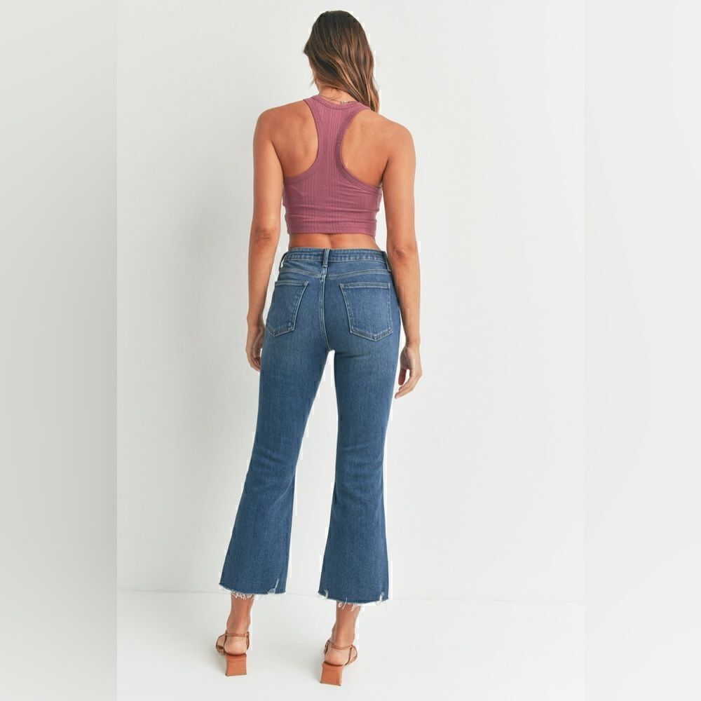 JBD Piper Cropped Flare Distressed - Picture 2 of 6